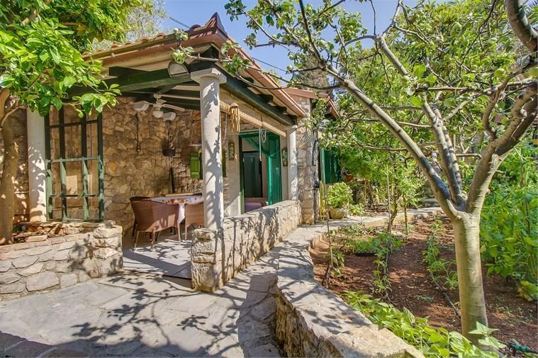 Apartment Julia Veli Losinj Ngoại thất bức ảnh