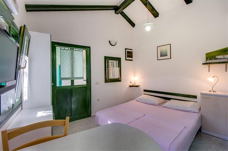Apartment Julia Veli Losinj Ngoại thất bức ảnh
